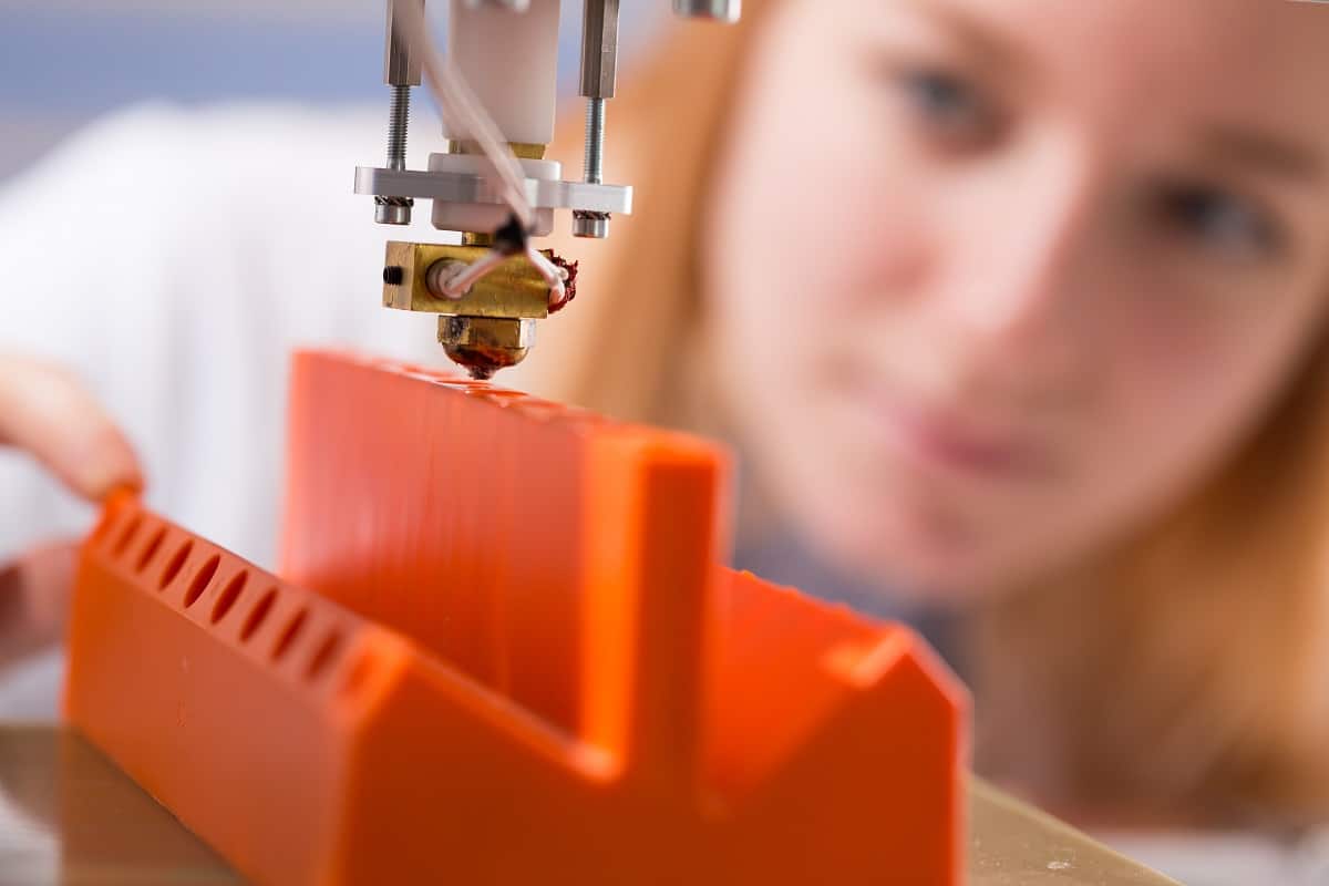How to Clean 3d Printer Nozzle - makerindustry.com