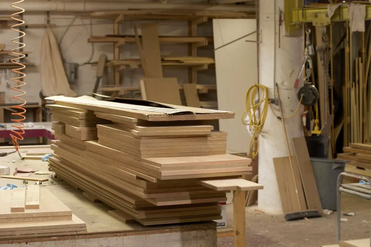 wood-shop-woodworking-cnc