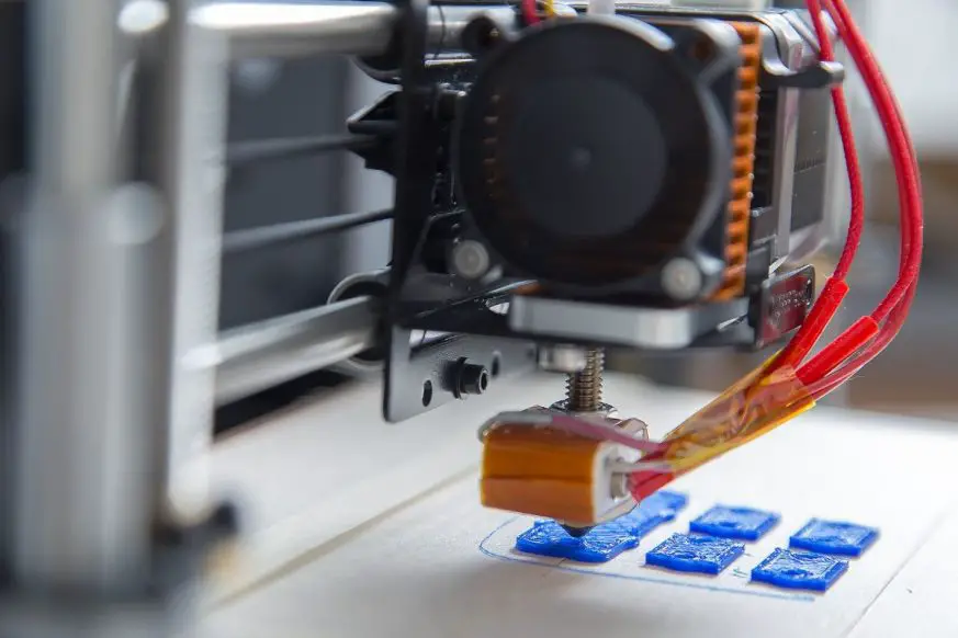 Belt vs Lead Screw 3D Printer Which is better? Maker Industry